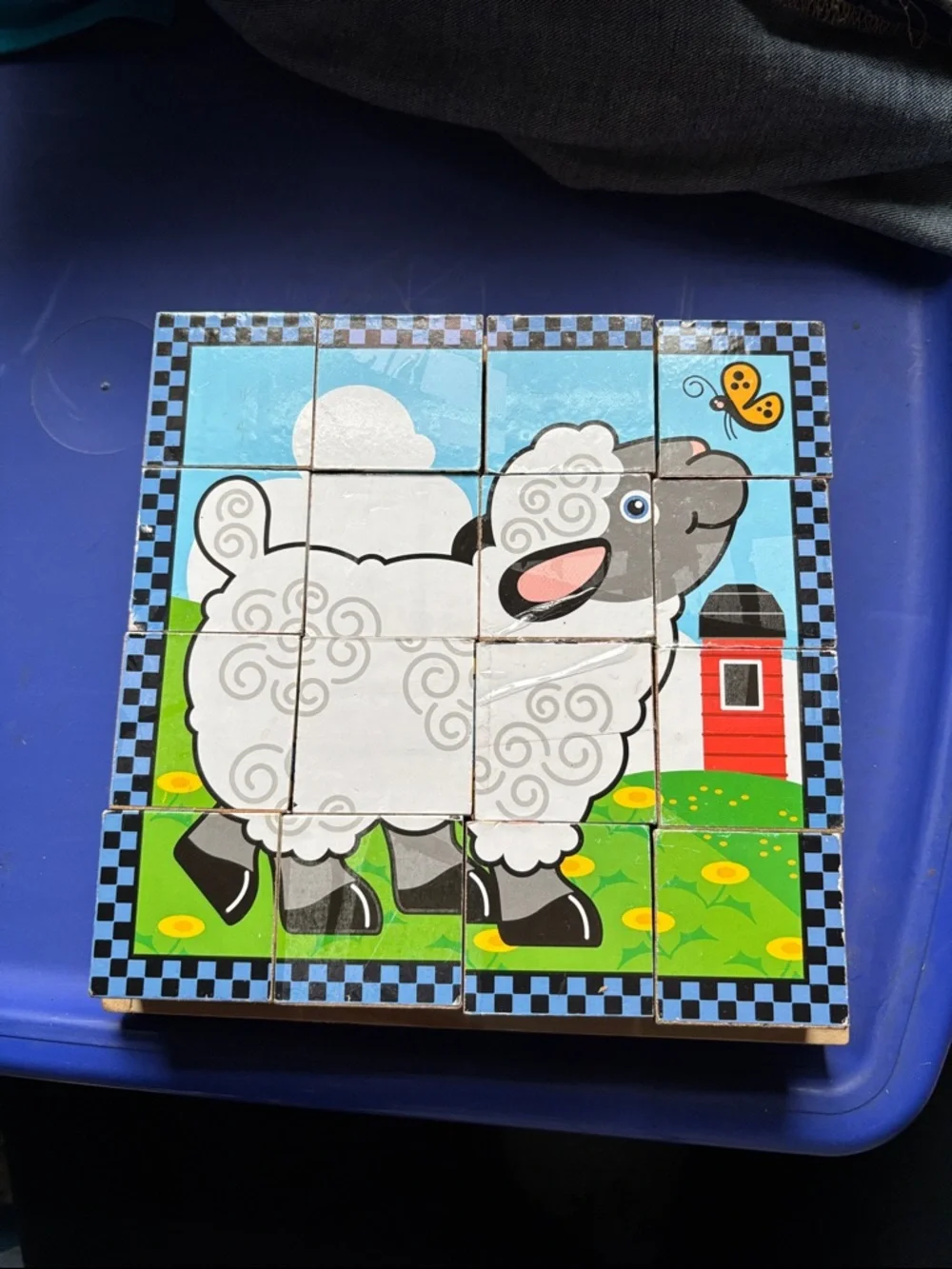 Melissa & Doug Wooden Cube Puzzle Blocks w/wooden tray Farm Animals colorful